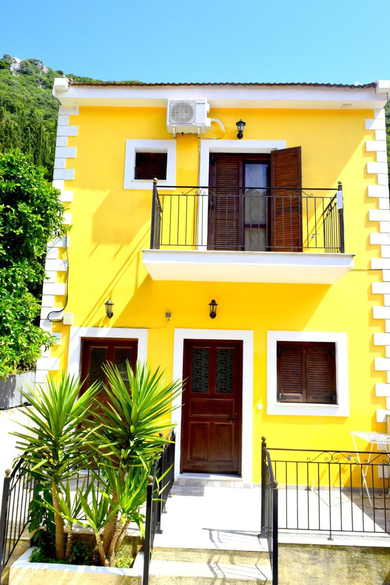 Dourios Ippos Apartments Frikes Exterior foto