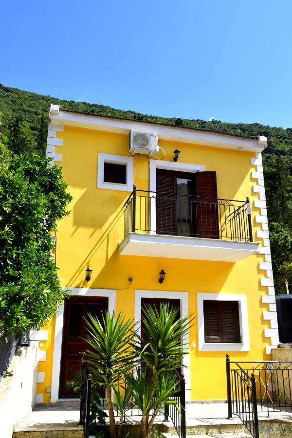 Dourios Ippos Apartments Frikes Exterior foto